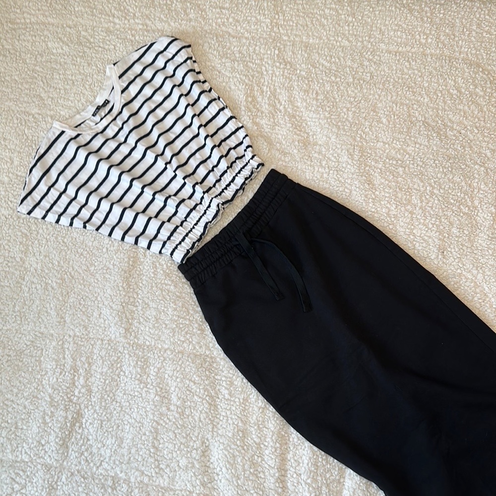 Zara Pencil skirt, back cut